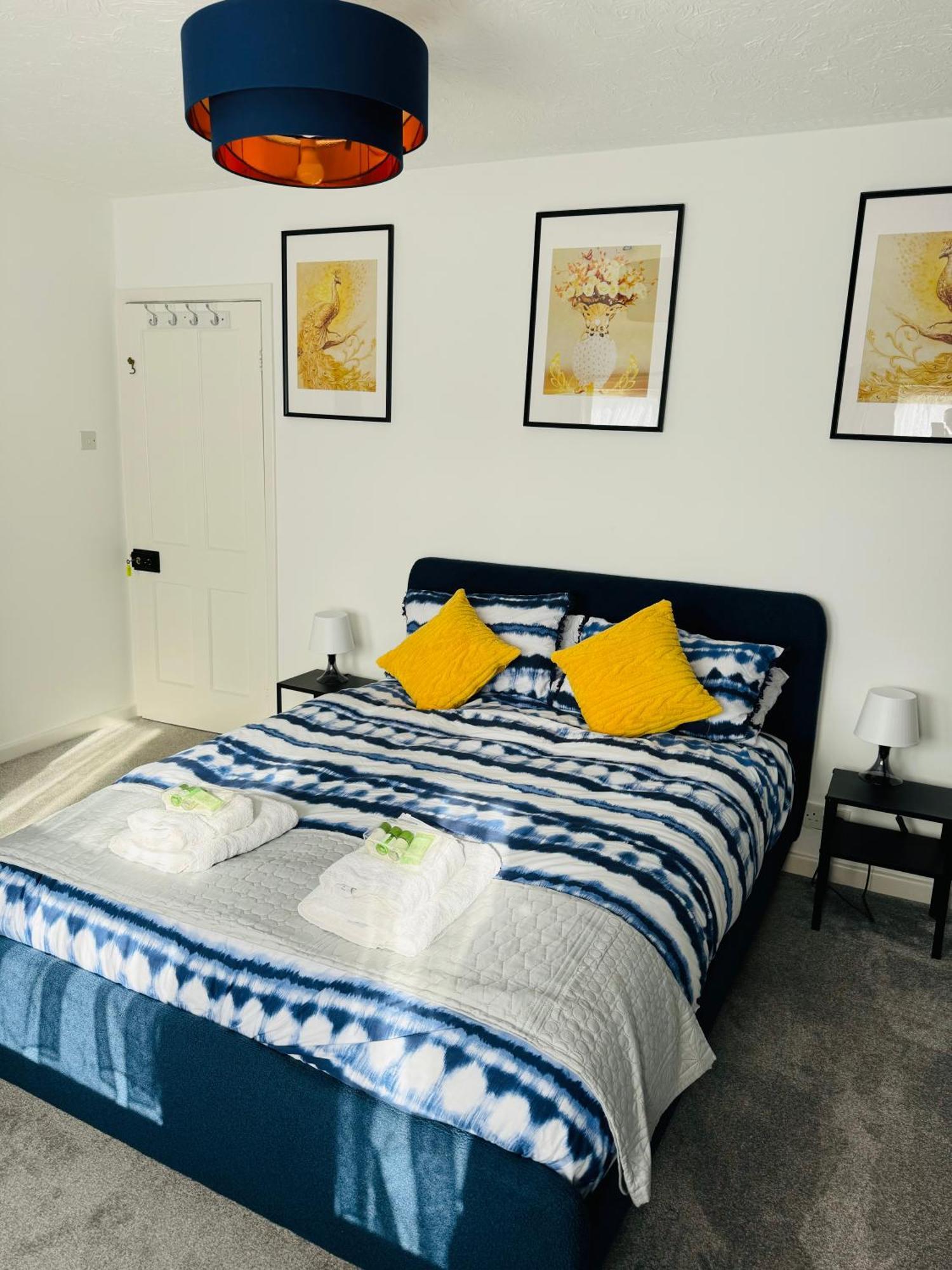Chic 5 Bedroom House With Private Parking & Garden Bristol Exterior foto