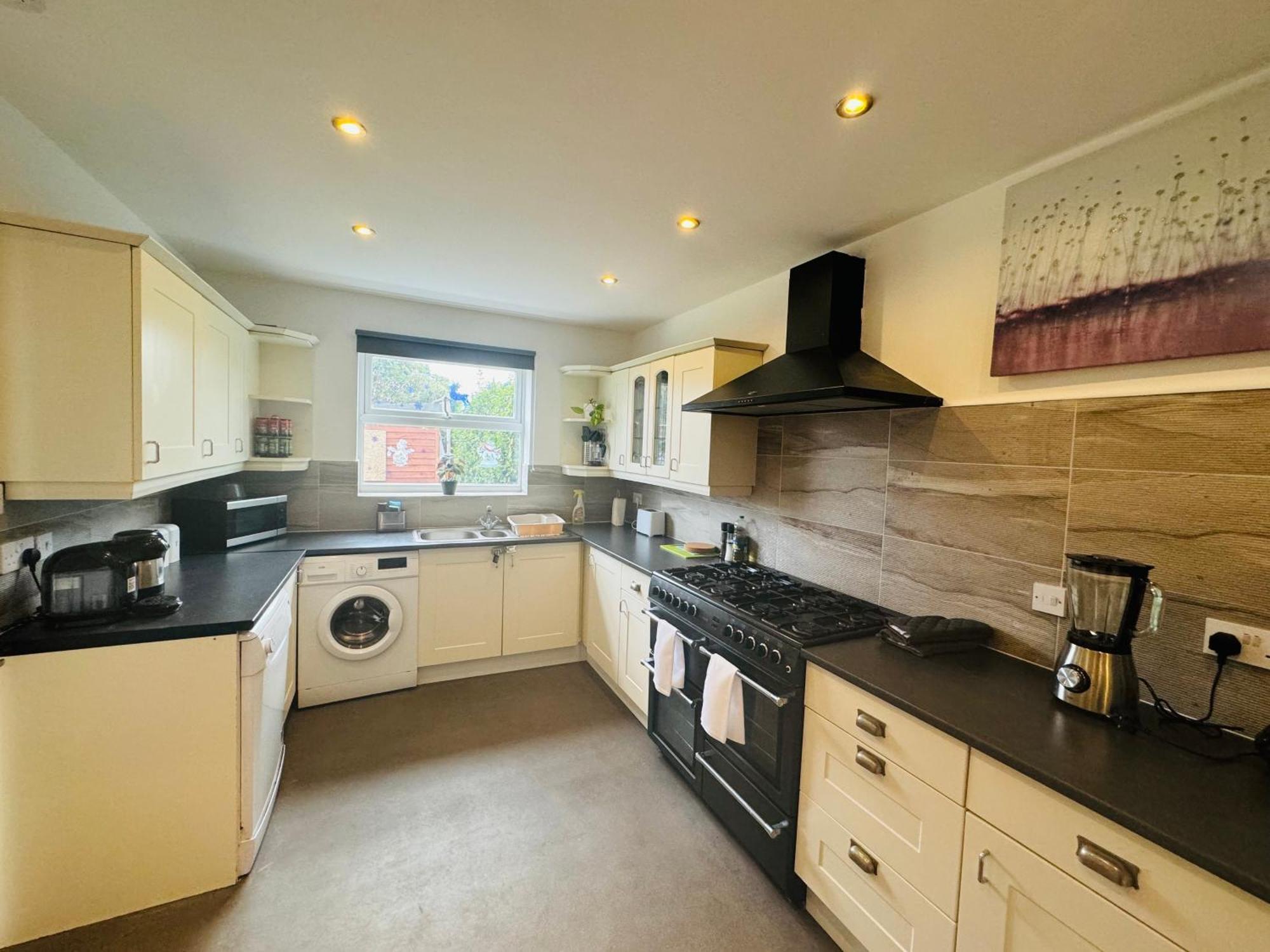 Chic 5 Bedroom House With Private Parking & Garden Bristol Exterior foto